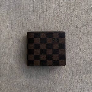 Louis Vuitton Damier Ebene Card Holder